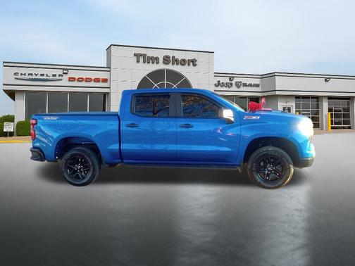 2022 Chevrolet Silverado 1500 Custom Trail Boss