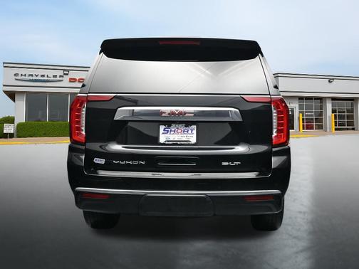 Onyx Black 2023 GMC Yukon SLT