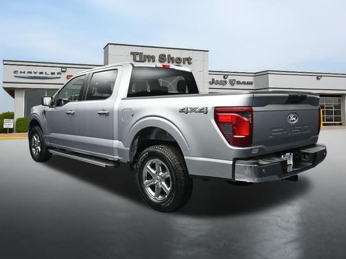 Iconic Silver Metallic 2025 Ford F-150 XLT