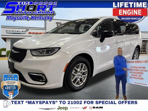 Bright White Clearcoat 2024 Chrysler Pacifica Touring L