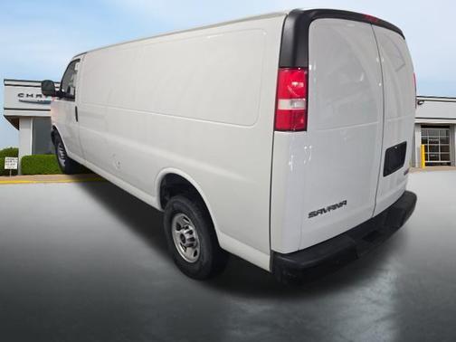 2023 GMC Savana 2500 Work Van