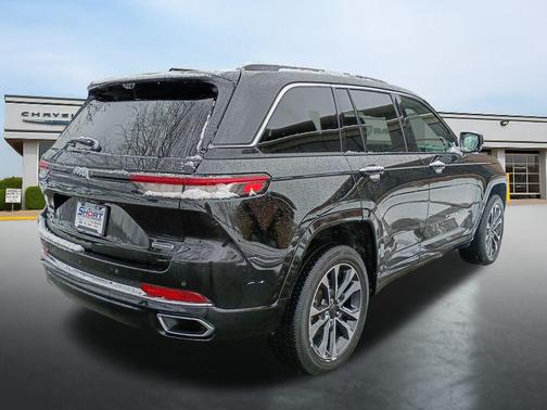 2022 Jeep Grand Cherokee Overland