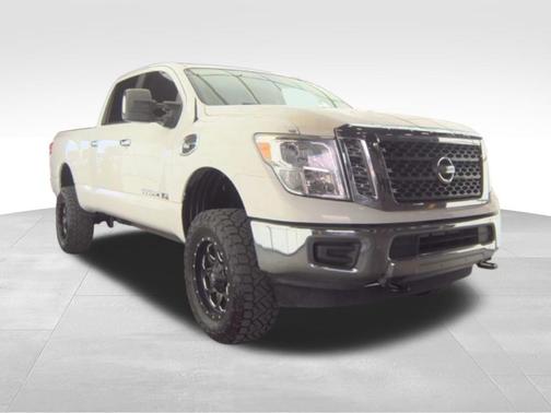 2018 Nissan Titan XD SV