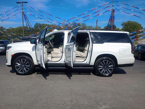 2024 Cadillac Escalade ESV Sport Platinum