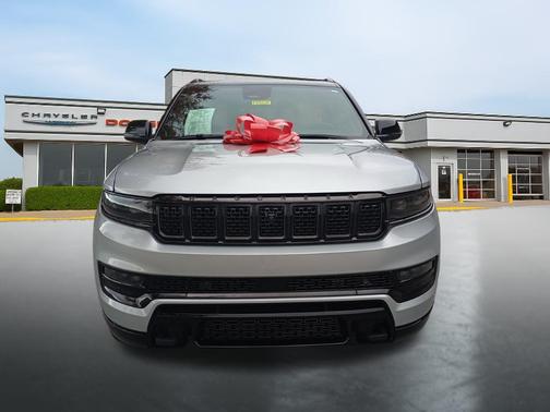 2023 Jeep Grand Wagoneer L Series III Obsidian 4x4