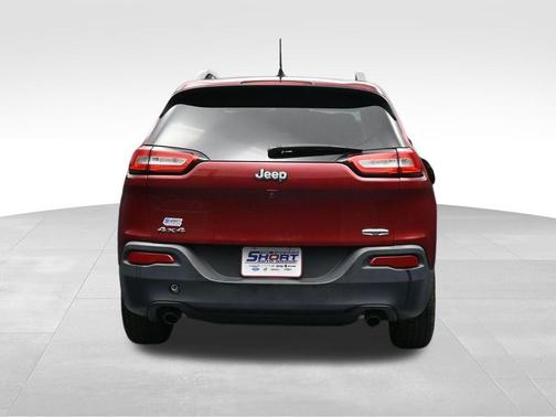 Deep Cherry Red Crystal Pearlcoat 2014 Jeep Cherokee Latitude