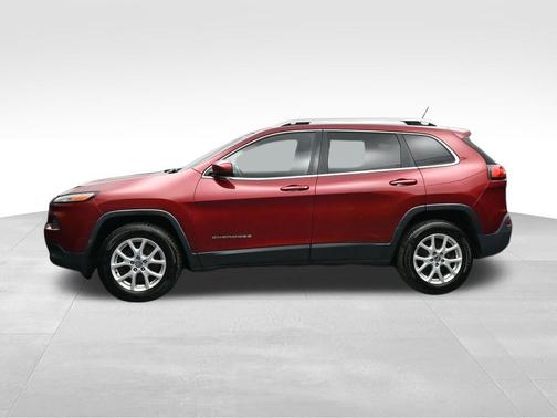 Deep Cherry Red Crystal Pearlcoat 2014 Jeep Cherokee Latitude