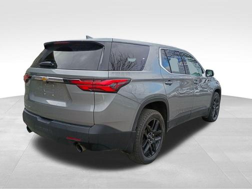 2023 Chevrolet Traverse LS