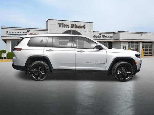 Silver Zynith 2025 Jeep Grand Cherokee L Altitude