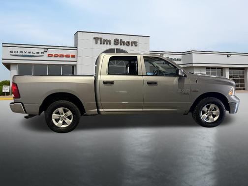 2022 RAM 1500 Classic SLT