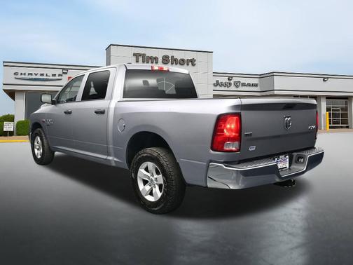 Billet Silver Metallic Clearcoat 2022 RAM 1500 Classic SLT