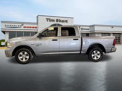 2022 RAM 1500 Classic SLT