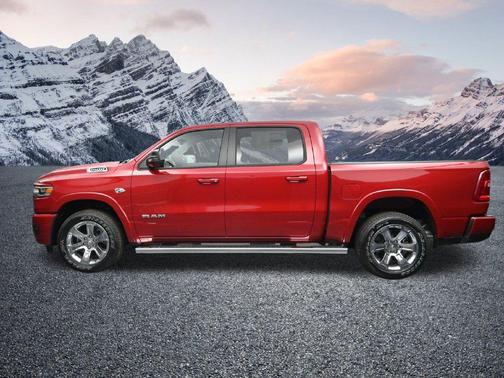 Molten Red Pearlcoat 2027 RAM 1500 Big Horn/Lone Star