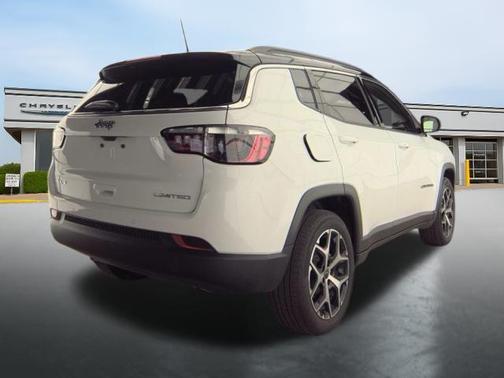 Bright White Clearcoat 2025 Jeep Compass Limited