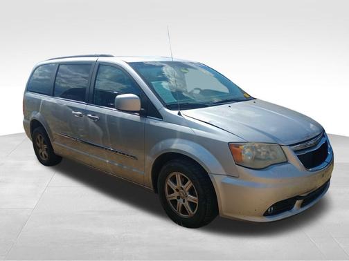 2011 Chrysler Town & Country Touring