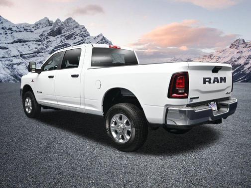 Bright White Clearcoat 2027 RAM 2500 Big Horn