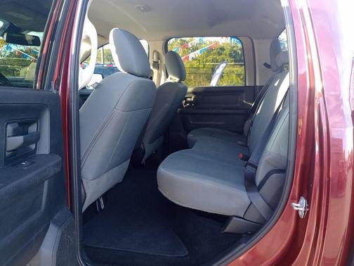 2016 RAM 1500 Tradesman/Express