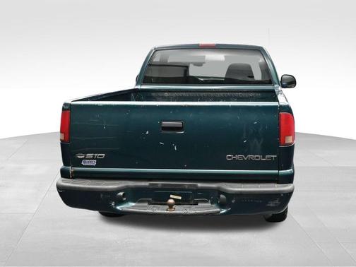 Emerald Green Metallic 1998 Chevrolet S-10 Base