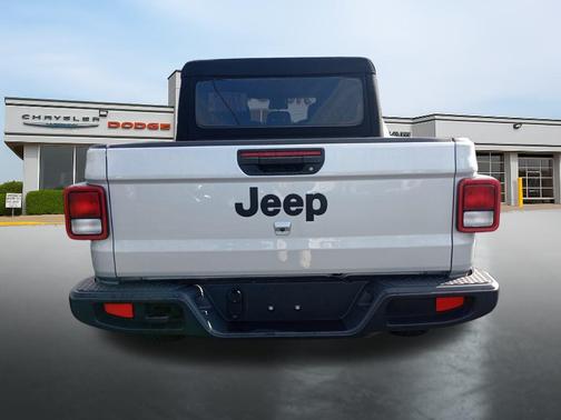 2024 Jeep Gladiator Sport S