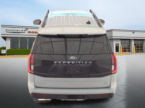 2025 Ford Expedition Max Active 4x4