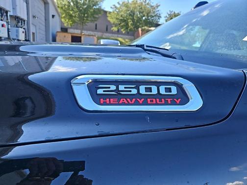 2025 RAM 2500 Big Horn Crew Cab 4x4 6'4' Box