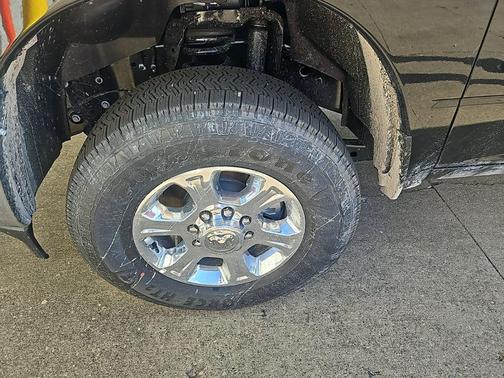 2025 RAM 2500 Big Horn Crew Cab 4x4 6'4' Box