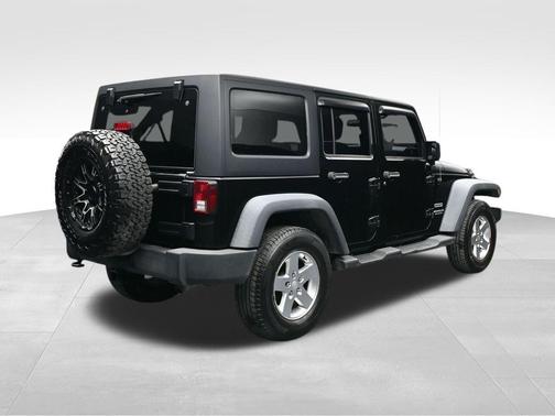 Black Clearcoat 2013 Jeep Wrangler Unlimited Sport