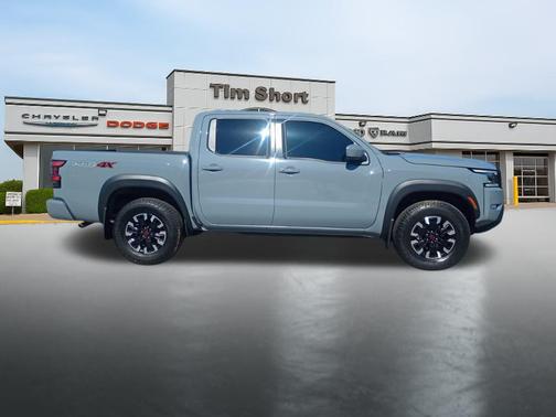 2024 Nissan Frontier PRO-4X