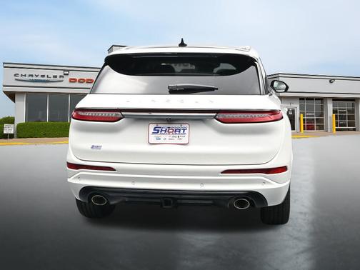 Pristine White Metallic Tri-Coat 2024 Lincoln Corsair Grand Touring