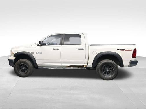Stone White Clearcoat/Mineral Gray Met CC 2009 Dodge Ram 1500 TRX