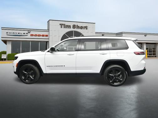 Bright White Clearcoat 2023 Jeep Grand Cherokee L Altitude