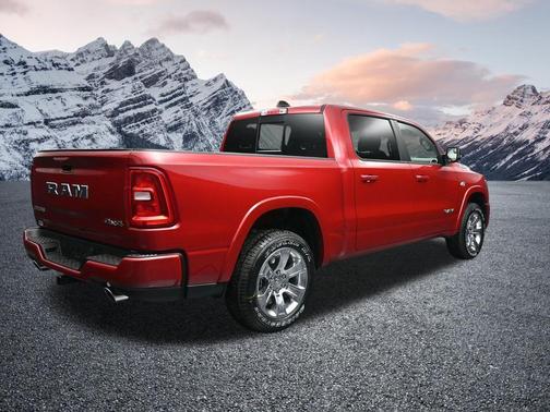 Molten Red Pearlcoat 2026 RAM 1500 Big Horn/Lone Star