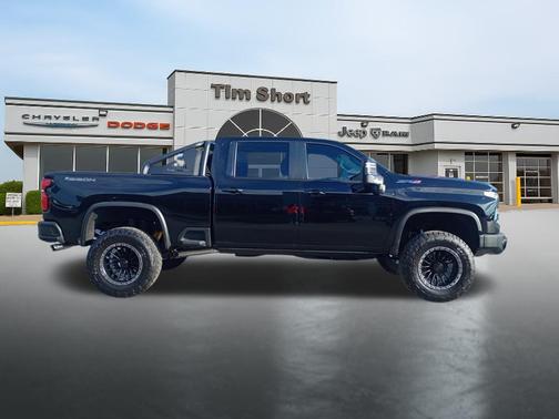 2024 Chevrolet Silverado 2500 4WD Crew Cab Standard Bed ZR2