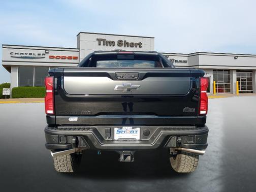 2024 Chevrolet Silverado 2500 4WD Crew Cab Standard Bed ZR2