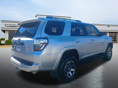 2024 Toyota 4Runner TRD Off Road