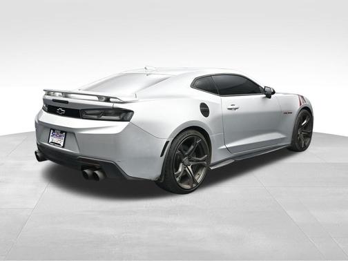 Silver Ice Metallic 2018 Chevrolet Camaro 1SS