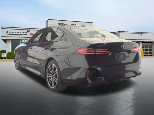 Dark Graphite 2026 BMW 530 xDrive