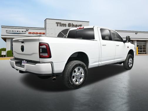 Bright White Clearcoat 2024 RAM 2500 Big Horn Crew Cab 4x4 6'4' Box