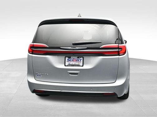 Silver Mist Clearcoat 2023 Chrysler Pacifica Touring L