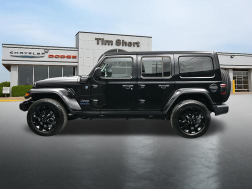 Black Clearcoat 2025 Jeep Wrangler 4xe Sahara