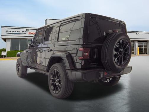 Black Clearcoat 2025 Jeep Wrangler 4xe Sahara