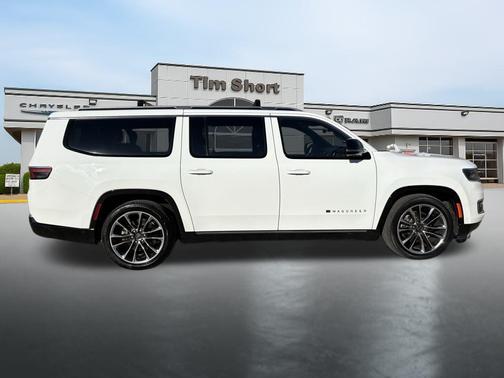 2023 Jeep Wagoneer L Series III 4x4