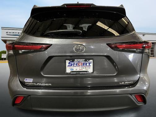 2024 Toyota Highlander LE