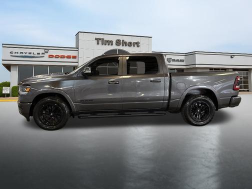 Granite Crystal Metallic Clearcoat 2020 RAM 1500 Laramie