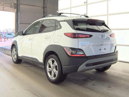 Lunar White 2022 Hyundai KONA SEL
