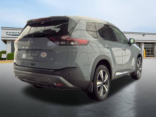Boulder Gray Pearl 2023 Nissan Rogue SL