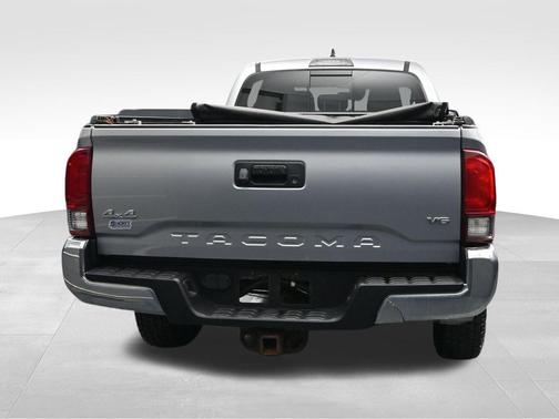 Silver Sky Metallic 2019 Toyota Tacoma SR5