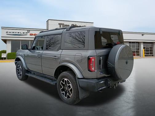 2023 Ford Bronco Outer Banks