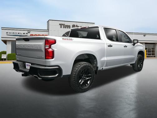 Silver Ice Metallic 2021 Chevrolet Silverado 1500 Custom Trail Boss