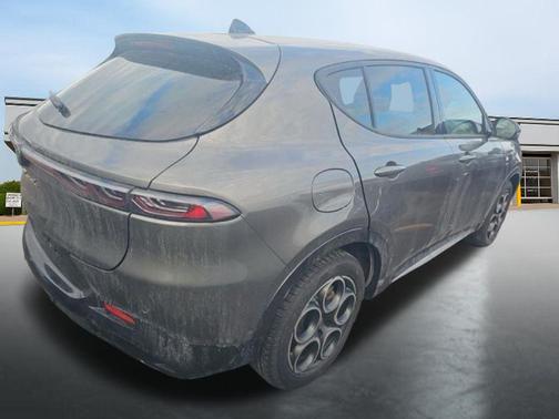 Grigio 2024 Alfa Romeo Tonale Ti EAWD